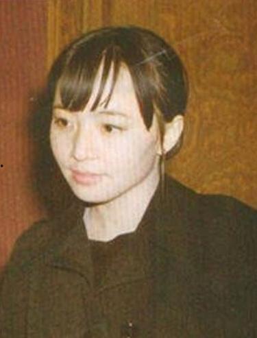 宋丹丹年轻时的照片,从青涩少女到喜剧女王