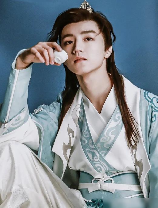 王俊凯的古装照片,王俊凯古装风华再现